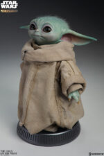 The Child The Mandalorian Star Wars Baby Yoda Life-Size Figure Grogu by Sideshow Collectibles - immagine 8