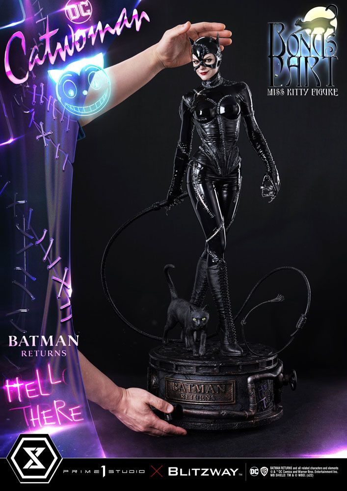 Batman Returns Statue 1/3 Catwoman Bonus Version 75 cm by Prime 1 Studio -  Millennium shop one