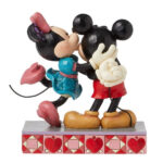 6016327 Hugs & Kisses Mickey & Minnie Love Jim Shore Traditions by Enesco - immagine 2