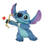 6016298 Stitch Valentine's Moment Showcase Lilo & Stitch by Enesco