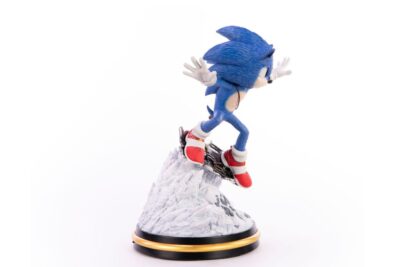 Sonic the Hedgehog 2 Statue Sonic Mountain Chase 34 cm by First 4 Figures - immagine 2