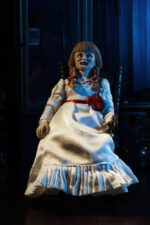 The Conjuring Universe Retro Action Figure Annabelle 20 cm by Neca - immagine 2