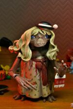 E.T. the Extra-Terrestrial Action Figure Ultimate Dress-Up E.T. 11 cm by Neca - immagine 4