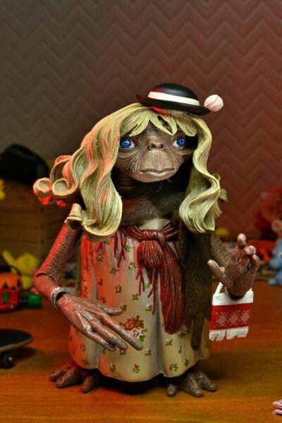 E.T. the Extra-Terrestrial Action Figure Ultimate Dress-Up E.T. 11 cm by Neca - immagine 4