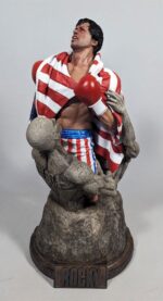 Rocky IV Statue 1/4 Rocky Balboa 48 cm by Hollywood Collectibles Group