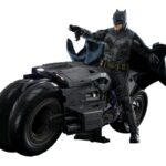 The Flash Movie Masterpiece Action Figure wih Vehicle 1/6 Batman & Batcycle Set 30 cm
