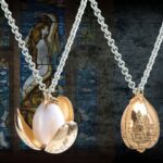 Harry Potter Pendant with Chain The Golden Egg
