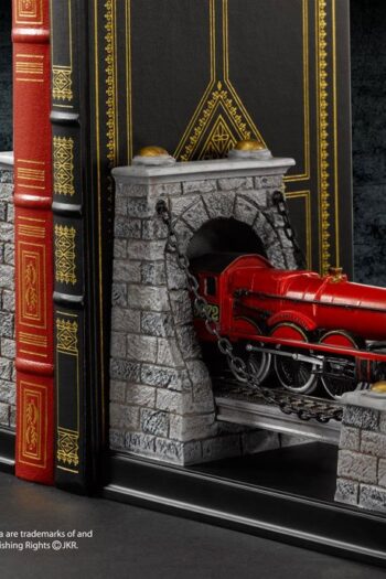 Harry Potter Bookends Hogwarts Express 19 cm