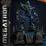 Transformers Museum Masterline Statue Megatron Deluxe Bonus Version 84 cm