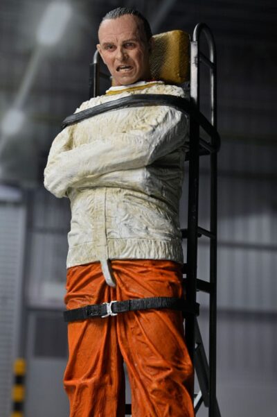 The Silence of the Lambs Action Figure Dr. Hannibal Lecter (Masked) 18 cm by Neca - immagine 2
