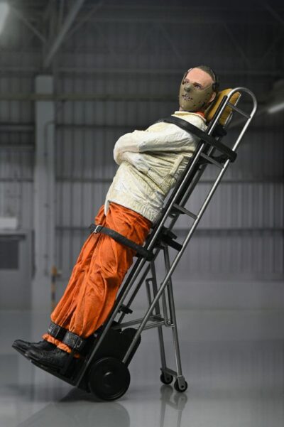 The Silence of the Lambs Action Figure Dr. Hannibal Lecter (Masked) 18 cm by Neca - immagine 3