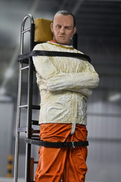 The Silence of the Lambs Action Figure Dr. Hannibal Lecter (Masked) 18 cm by Neca - immagine 5