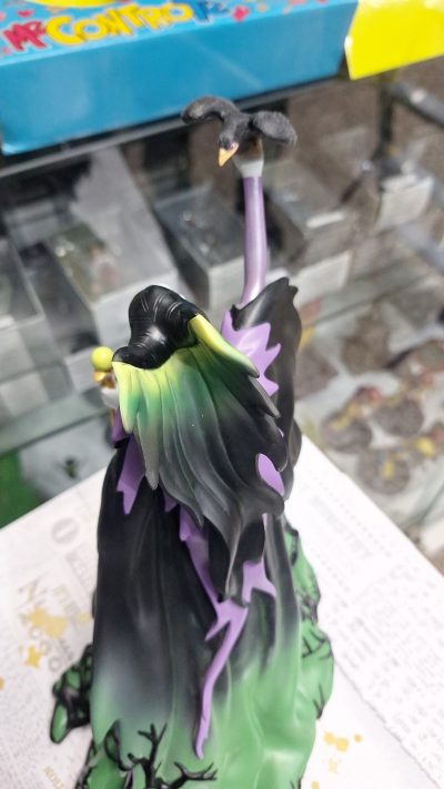 6015334 Botanical Maleficent Figurine by Disney Showcase Enesco - immagine 10