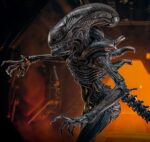 Alien: Romulus Movie Masterpiece Action Figure 1/6 Scorched Xenomorph 44 cm by Hot Toys - immagine 4