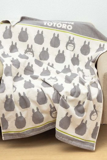 My Neighbor Totoro Fluffy blanket Big Totoro 85 x 115 cm