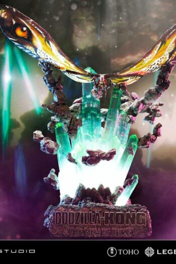 Godzilla x Kong: The New Empire Ultimate Diorama Masterline Series Statue Mothra Bonus Version 113 cm