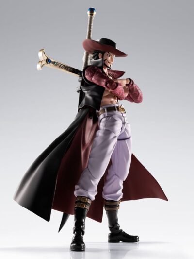 One Piece S.H.Figuarts Action Figure Dracule Mihawk Hawkeye 17 cm by Bandai - immagine 12
