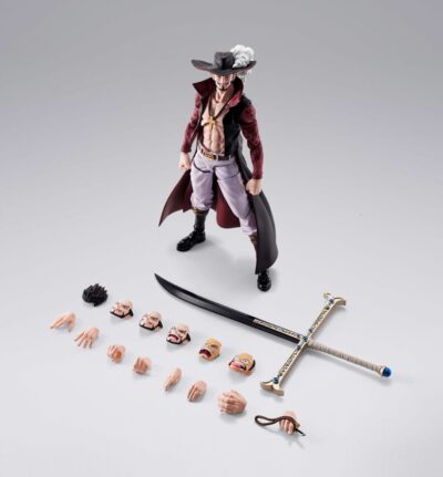 One Piece S.H.Figuarts Action Figure Dracule Mihawk Hawkeye 17 cm by Bandai - immagine 2