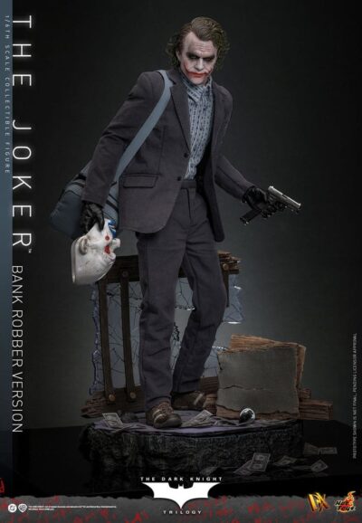 The Dark Knight DX Action Figure 1/6 The Joker (Bank Robber Version) 30 cm by Hot Toys - immagine 14