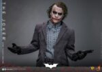The Dark Knight DX Action Figure 1/6 The Joker (Bank Robber Version) 30 cm by Hot Toys - immagine 8