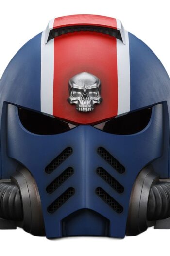 Warhammer 40,000: Space Marine 2 Replica Ultramarines Lieutenant Titus helmet 30 cm
