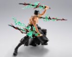 One Piece S.H. Figuarts Roronoa Zoro King Of Hell by Bandai - immagine 4