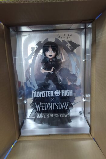 Monster High x Wednesday Doll Rave'n Wednesday MercoledI' Addams by Mattel