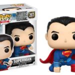 Justice League Movie POP! Movies Vinyl Figure Superman (Landing Pose) 9 cm
