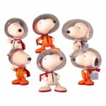 Peanuts Figures Worlds Beyond Snoopy Capsule Display (6)