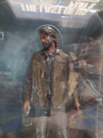 Joel The Last of Us Part 2 PVC 23 cm Statue by Dark Horse - immagine 7
