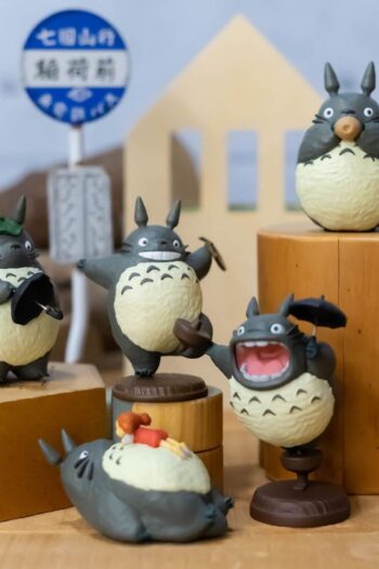 My Neighbor Totoro Mini Figures Collection Totoro 5 cm Blind Box Assortment (6)