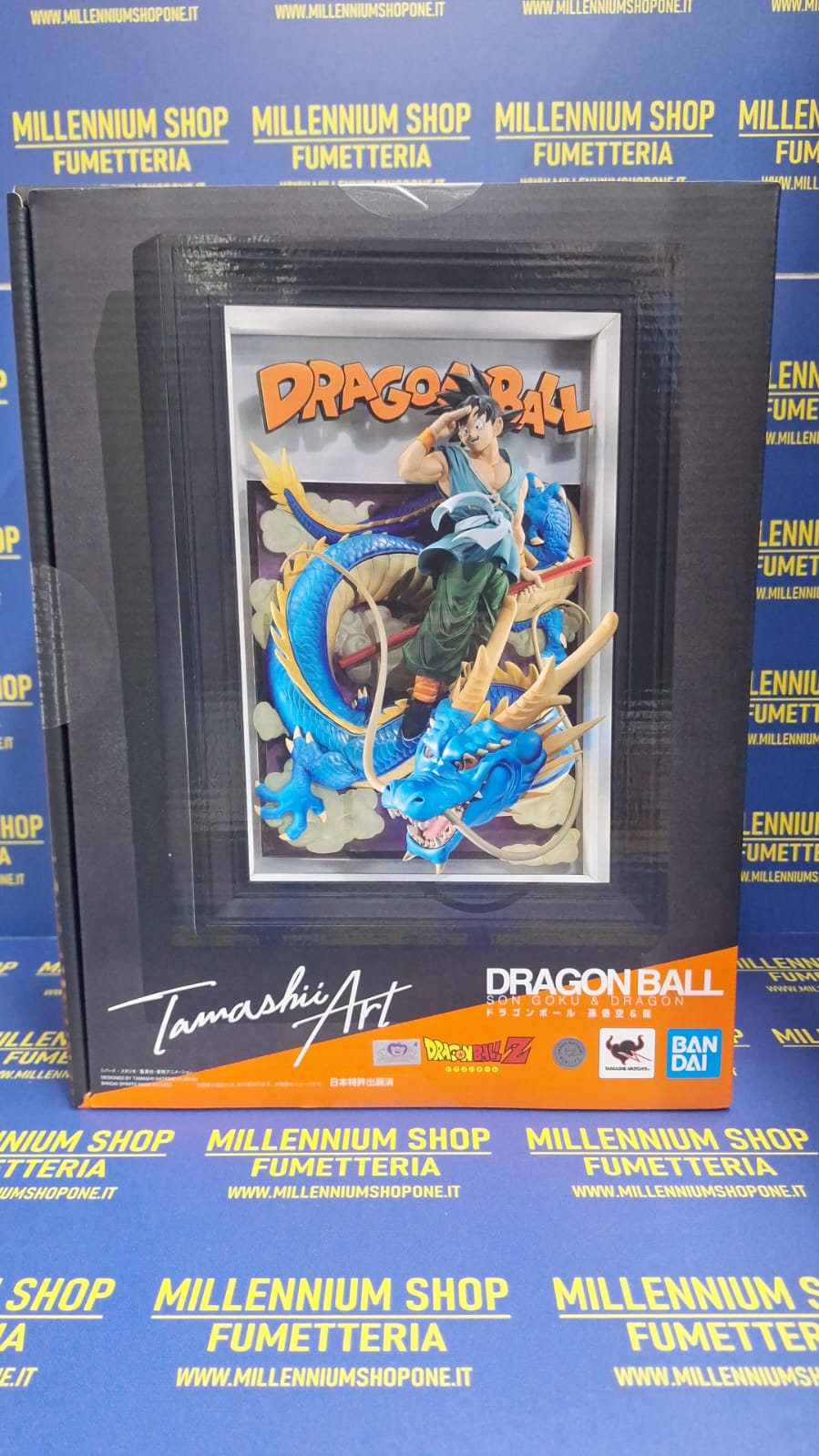 979ffd46-9d9b-4c89-ac26-49374ecaeb8f Dragon Ball Z Tamashii Art 3D Relief Picture Son Goku & Dragon 27 cm by Bandai - immagine 1