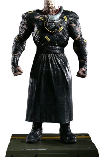 Resident Evil 4 Capcom Figure Builder Creator's Model Statue Nemesis 43 cm