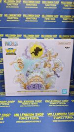 One Piece World Collectable Figure Premium - Monkey D. Luffy -Gear 5- Special Bandai Premium Exclusive