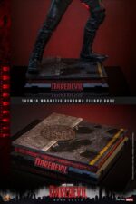 Marvel Daredevil: Born Again Action Figure 1/6 Daredevil 30 cm by Hot Toys - immagine 17