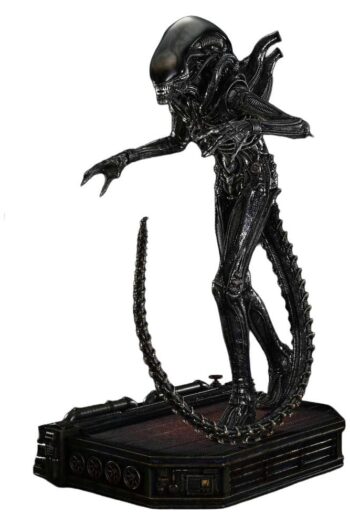 Alien Museum Masterline XL Statue 1/3 Big Chap Xenomorph Regular Ver. 100 cm