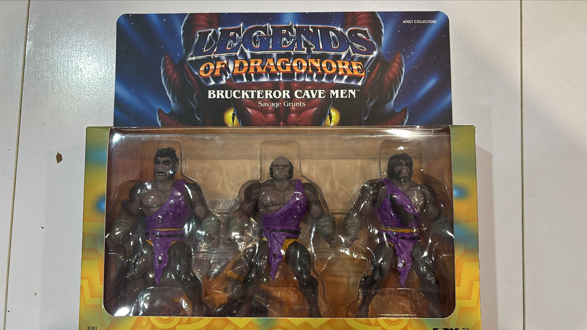 WhatsApp Image 2026-05-21 at 19.10.21 Legends of Dragonore - Brukteror Cave Men Tribe Savage Grunts Army 3-Pack 5.5" Figures Boxed Set by Formo Toys - immagine 1
