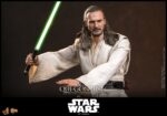 Star Wars Movie Masterpiece Action Figure 1/6 Qui-Gon Jinn (Collector Edition) 32 cm by Hot Toys - immagine 9