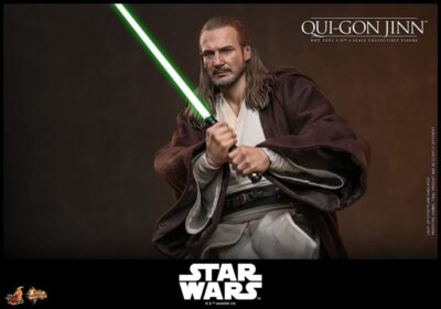 Star Wars Movie Masterpiece Action Figure 1/6 Qui-Gon Jinn (Collector Edition) 32 cm by Hot Toys - immagine 10