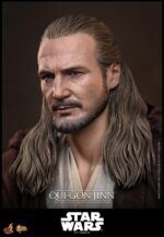Star Wars Movie Masterpiece Action Figure 1/6 Qui-Gon Jinn (Collector Edition) 32 cm by Hot Toys - immagine 11