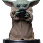 The Mandalorian & Grogu Grogu Collection Statue Grogu Always Hungry