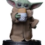 The Mandalorian & Grogu Grogu Collection Statue Grogu Food Cart Snack