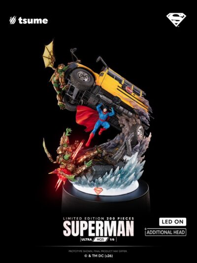 Superman Ultra HQS 1/6 Limited Edition 200 pieces by Tsume - immagine 2