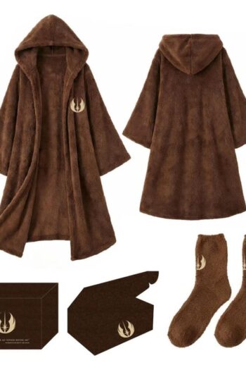 Star Wars Fleece Cape & Socks Gift Set