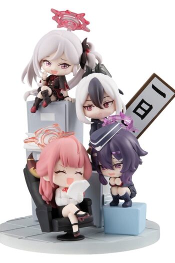 Blue Archive FigUnity PVC Figure 14 cm (with gift)