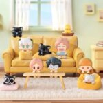Luo Xiaohei Peekrin Series 1 Blind Box Mini Figures 2-Pack Display (4)