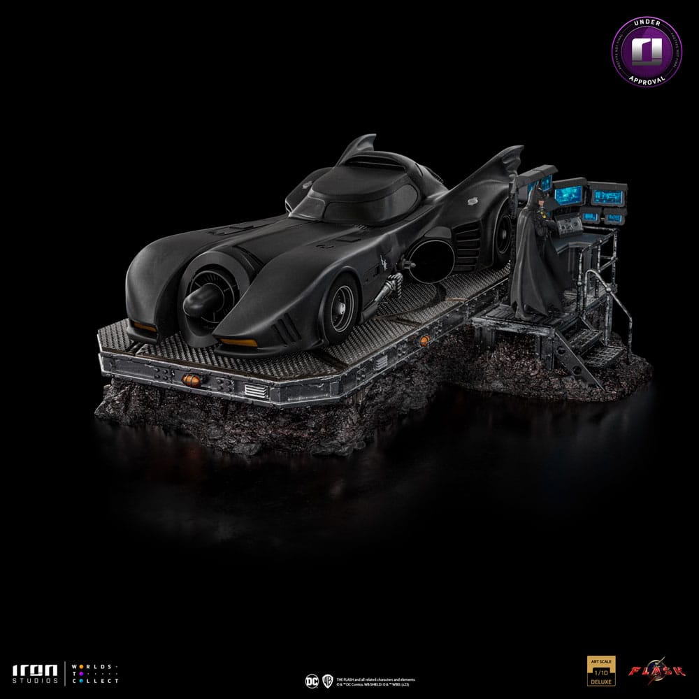x_is87123 DC Comics Art Scale Deluxe Statue 1/10 The Flash Movie Batmobile 31 cm - immagine 1