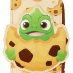 Tangled by Loungefly Cardholder Pascal with Cookie