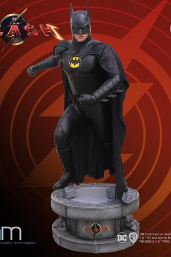 The Flash Life-Size Statue Batman Keaton 228 cm