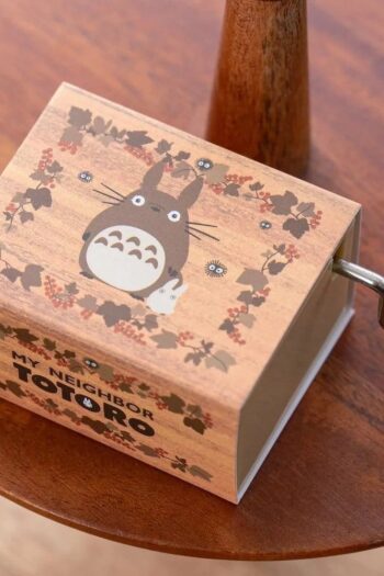 My Neighbor Totoro Hand Crank Music Box Autumn Leaf
